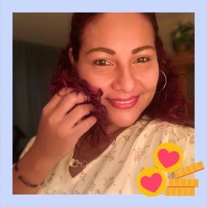 Meet your Posher, Leonor